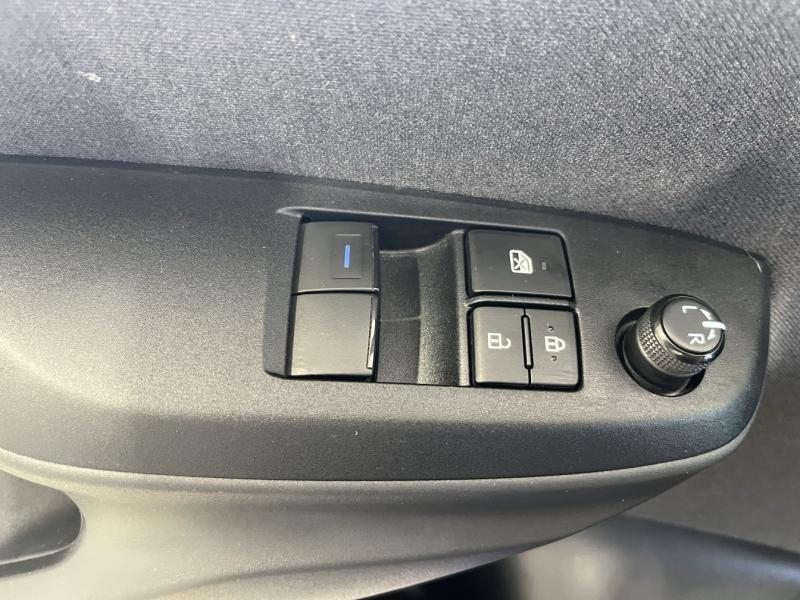 TOYOTA Yaris d’occasion à vendre à LE CRÈS chez ADL (Photo 17)